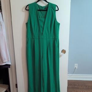 Elegant Green One Piece Jumpsuit With Pockets